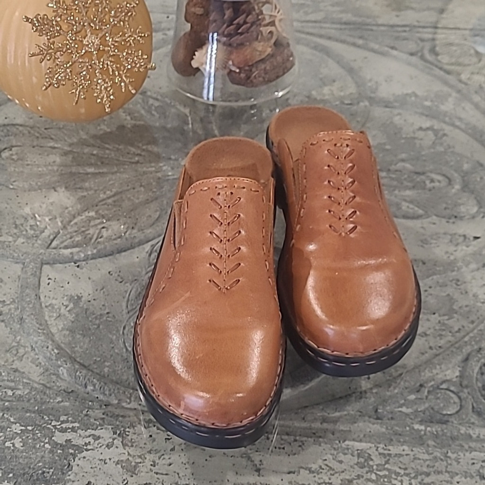 WOMENS CLARKS BROWN LEATHER SANDALS SIZE 7 VERY SOFT new